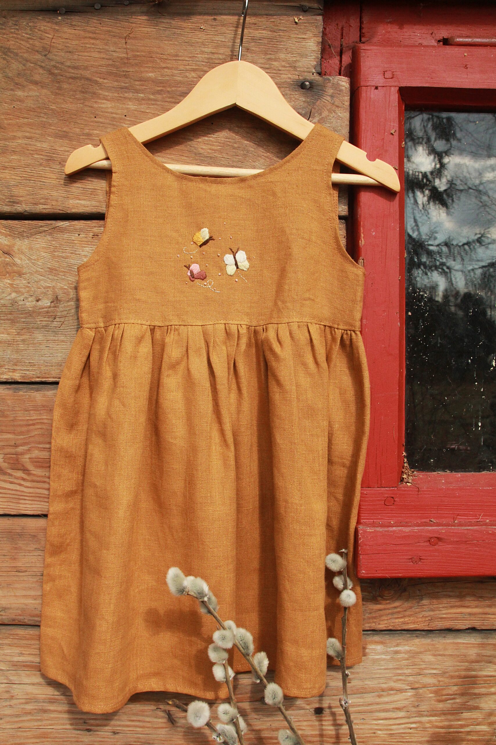 Sukienka Alicja- motylki- rozm. 92