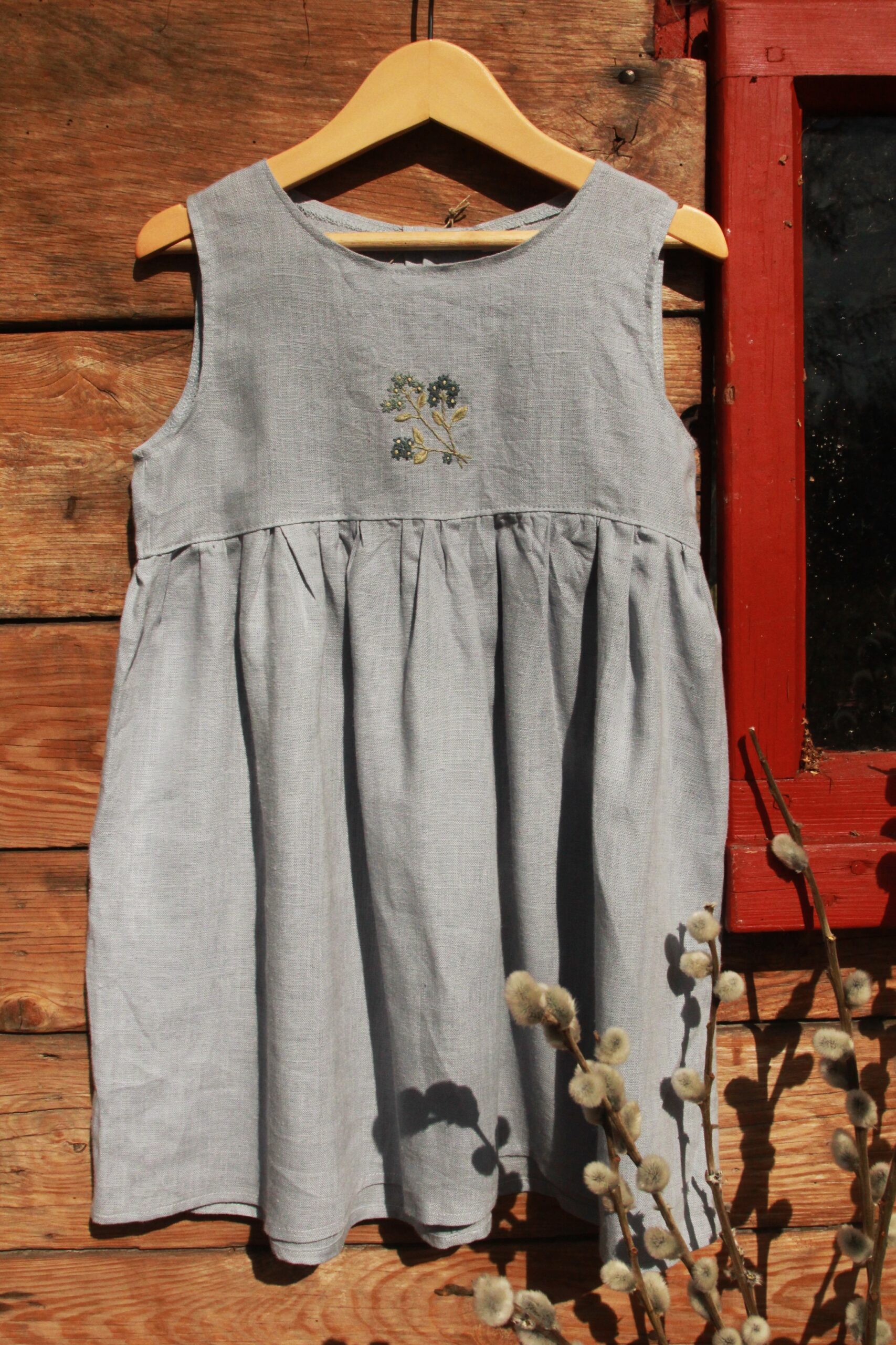 Sukienka Alicja- niezapominajki- rozm. 104