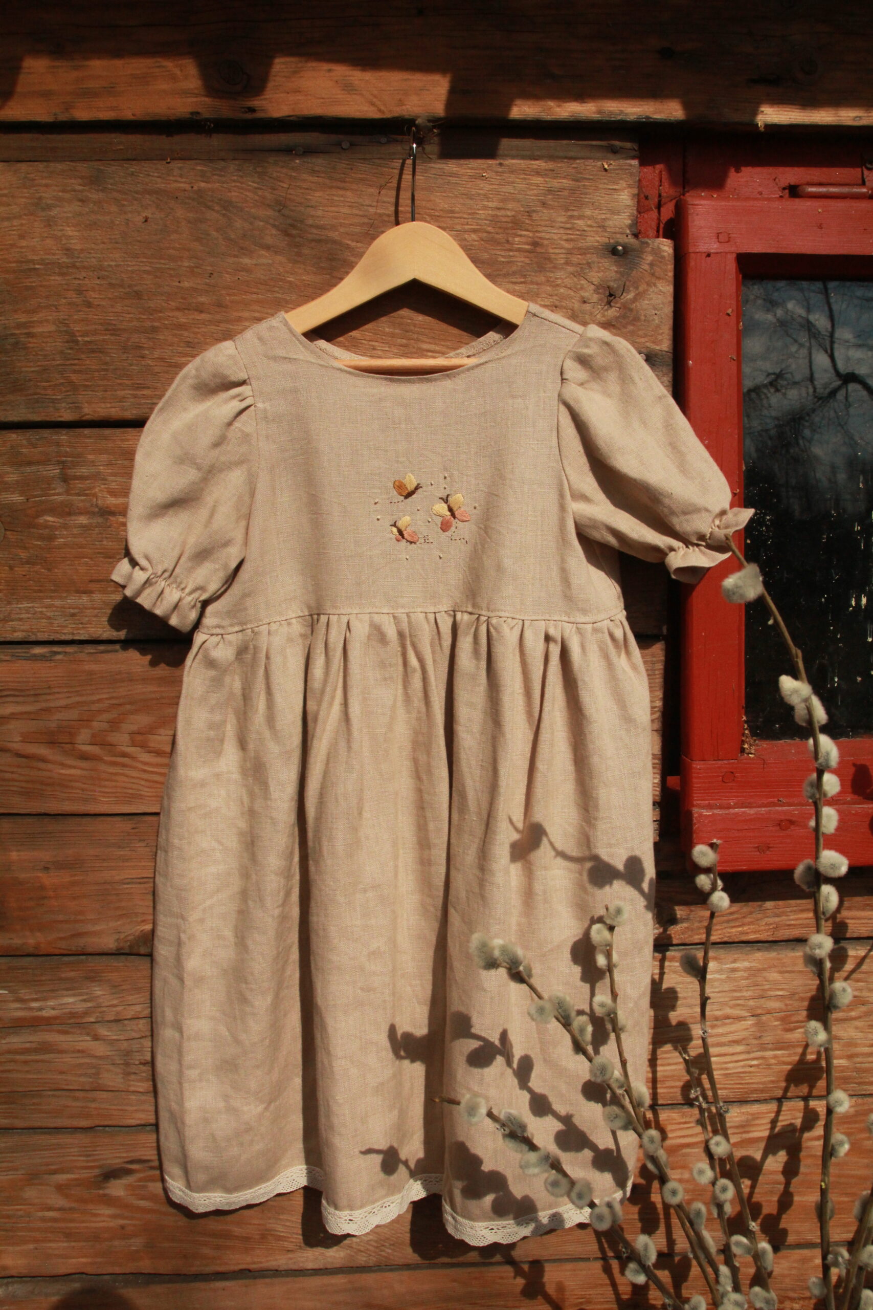 Sukienka Jagienka- motylki- rozm. 116